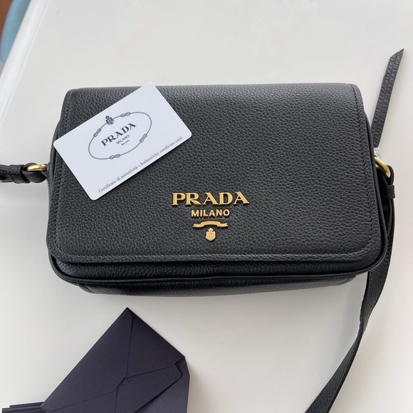 Prada bag - Picture 2 of 7
